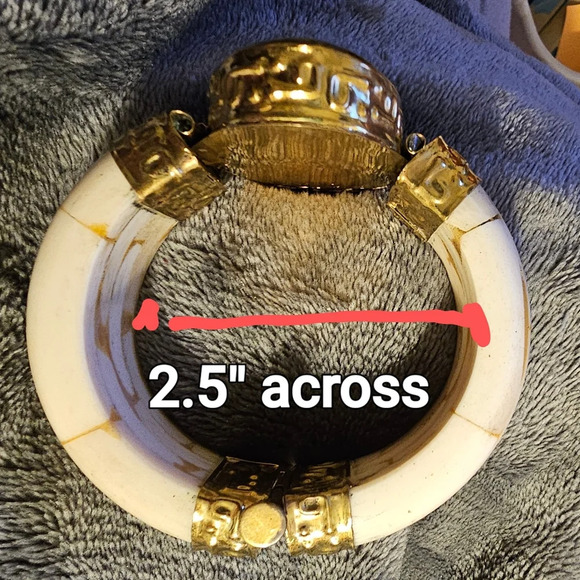 Boho Cuff Bracelet with Bronze colored Stone - Picture 7 of 8